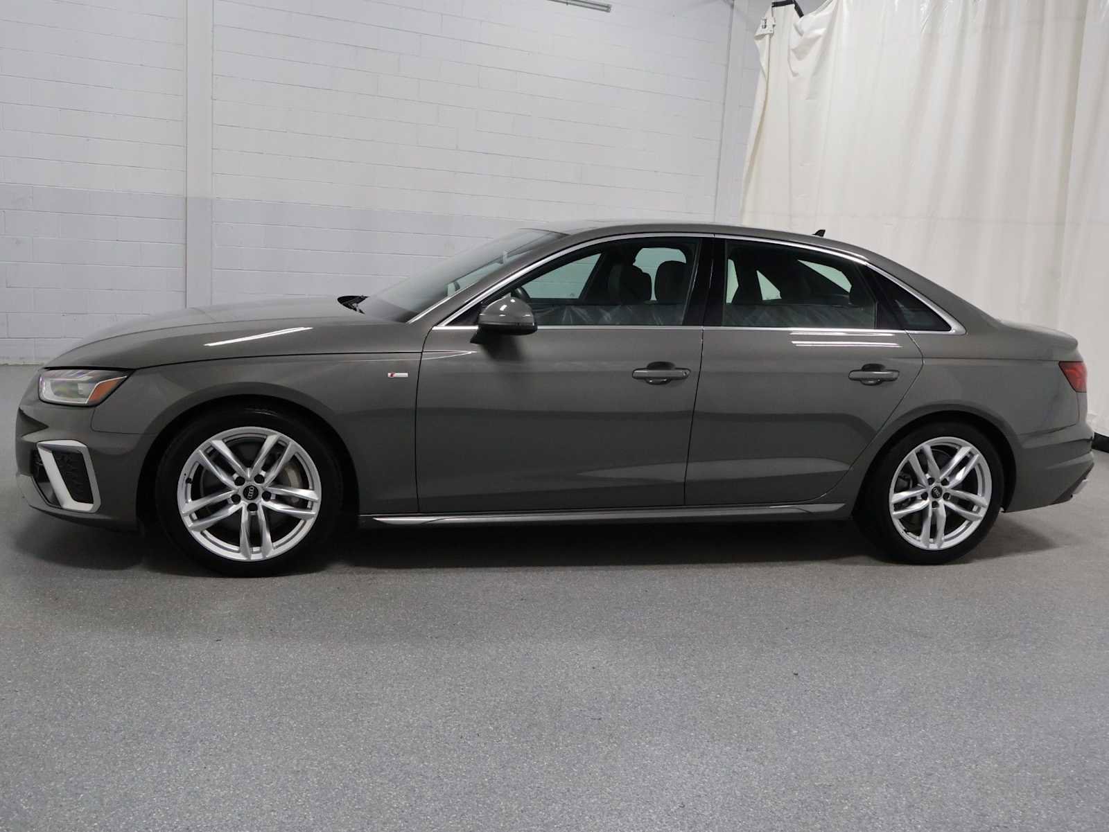 Used 2023 Audi A4 2.0T Premium w/ Convenience Package AWD/4WD image 2