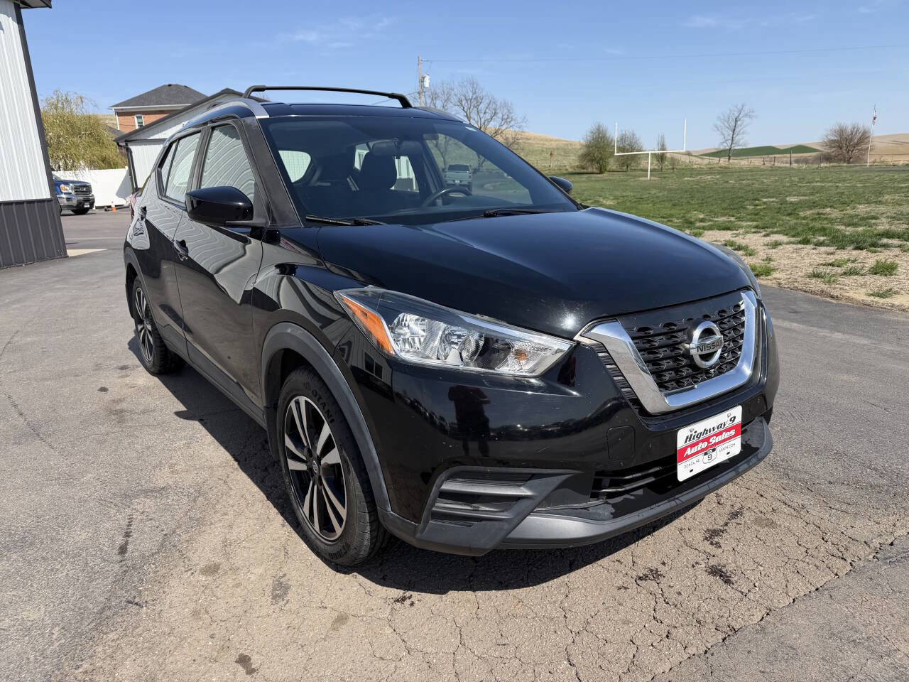 Used 2019 Nissan Kicks SV w/ Exterior Package FWD image 7