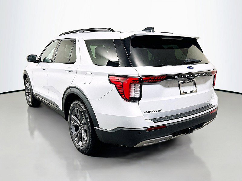New 2026 Ford Explorer Active image 5