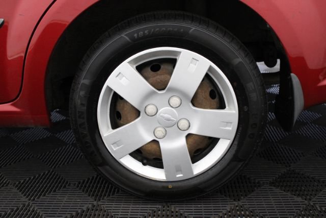 Used 2011 Chevrolet Aveo LT w/ Power and Convenience Package FWD image 8