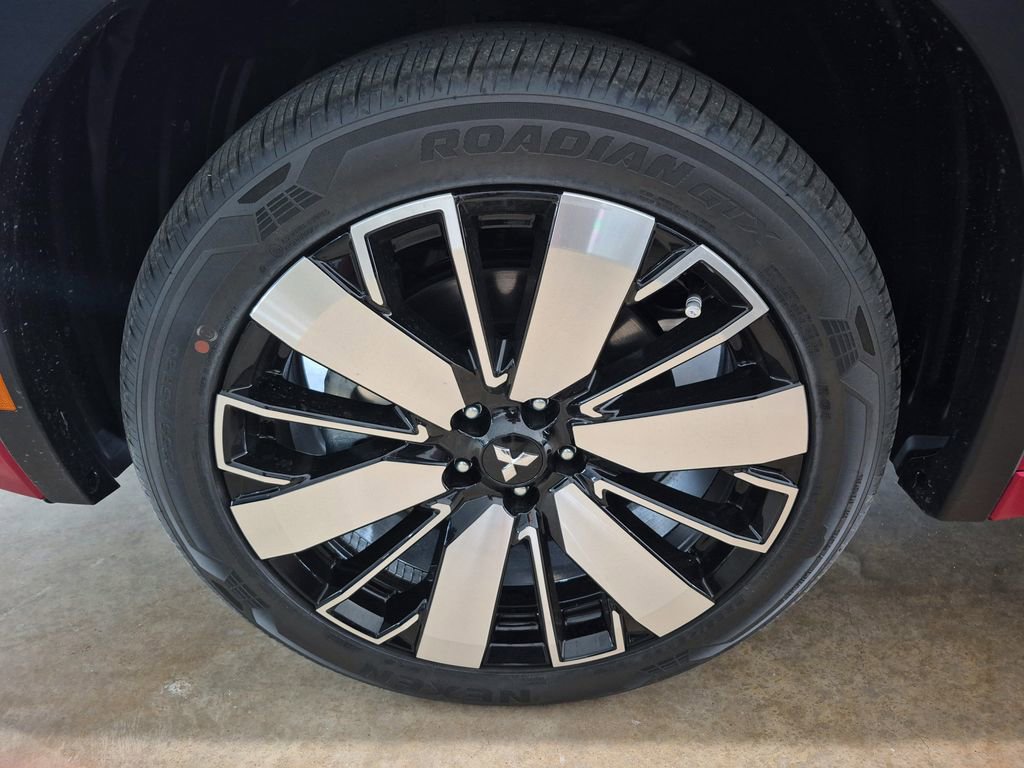 New 2026 Mitsubishi Outlander SEL image 24