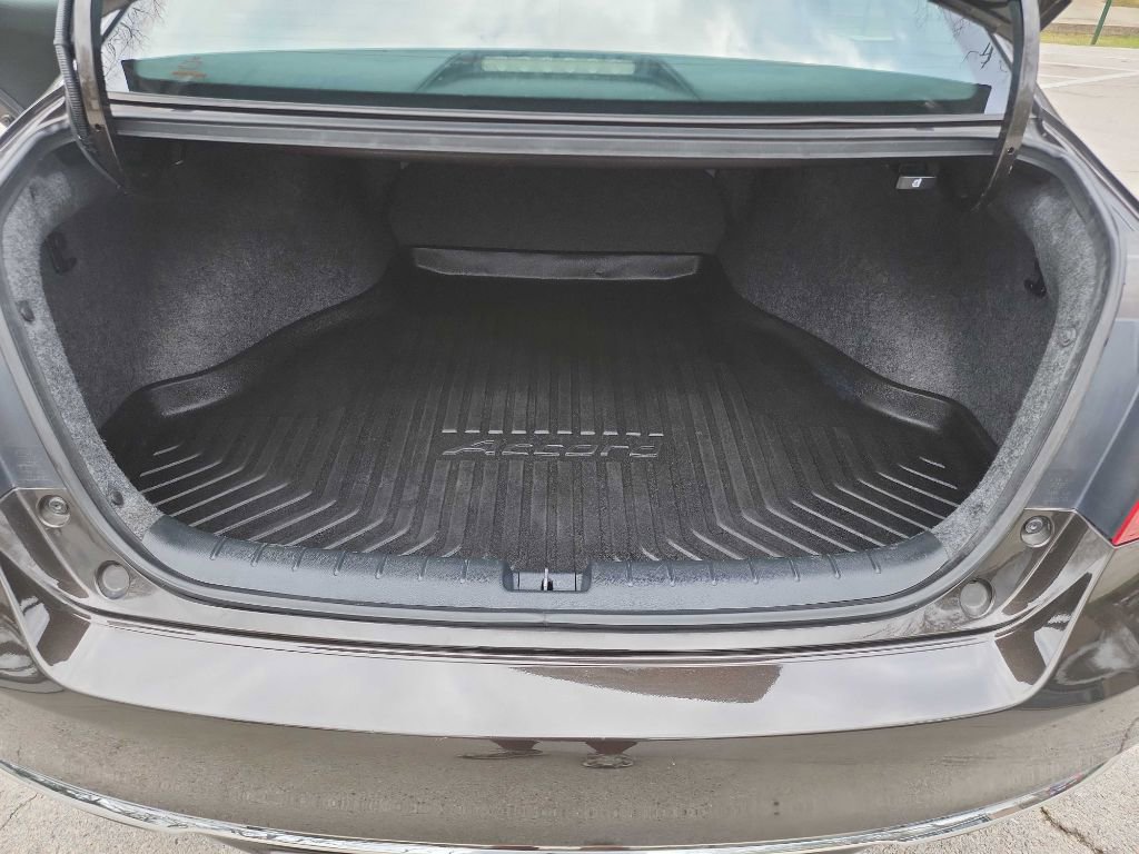 Used 2016 Honda Accord LX image 28