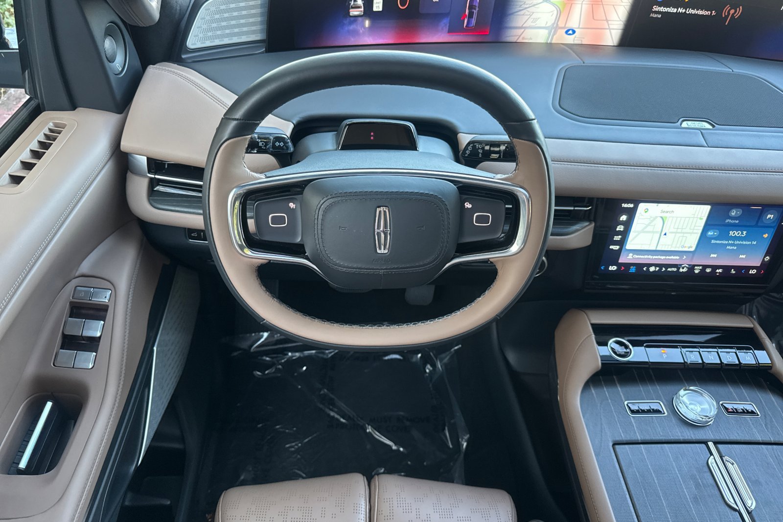 Used 2026 Lincoln Navigator Black Label AWD/4WD image 14