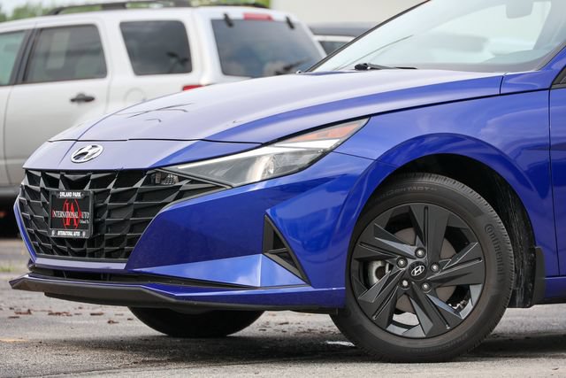 Used 2023 Hyundai Elantra SEL FWD image 13