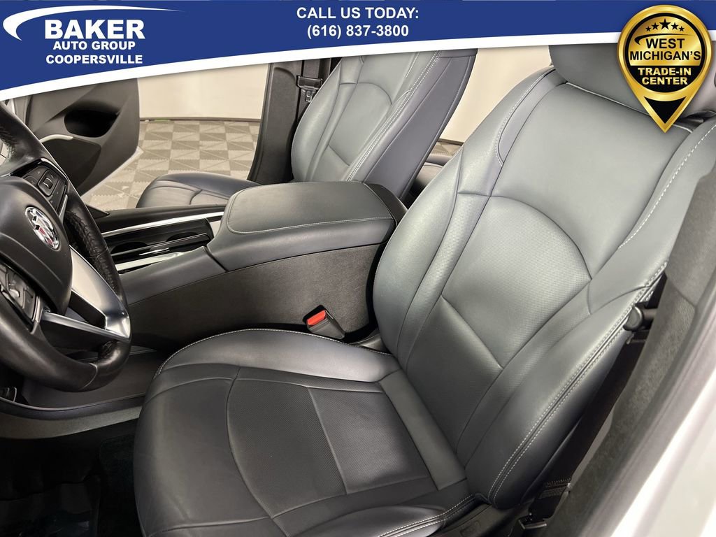 Used 2023 Buick Enclave Essence image 19