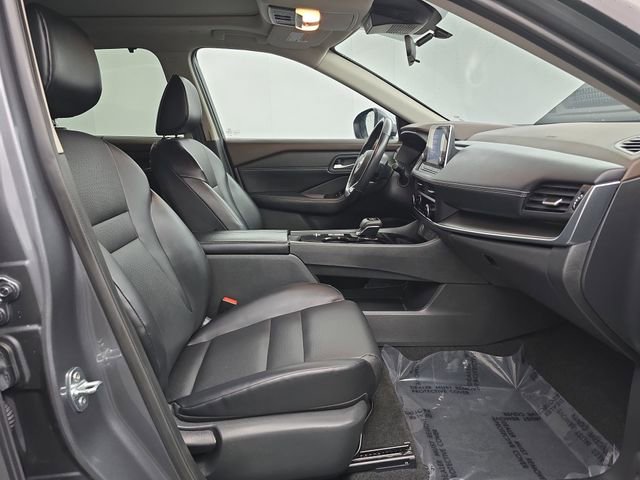 Used 2023 Nissan Rogue SV w/ SV Premium B Package image 41