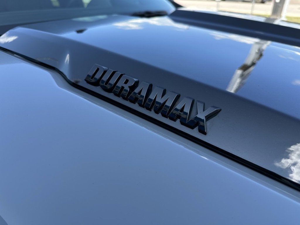 Used 2025 Chevrolet Silverado 1500 ZR2 w/ Technology Package image 8