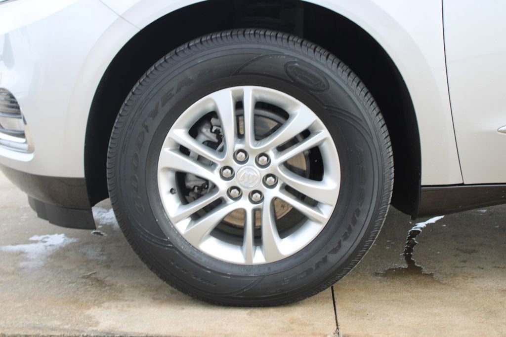 Used 2020 Buick Enclave Essence image 33