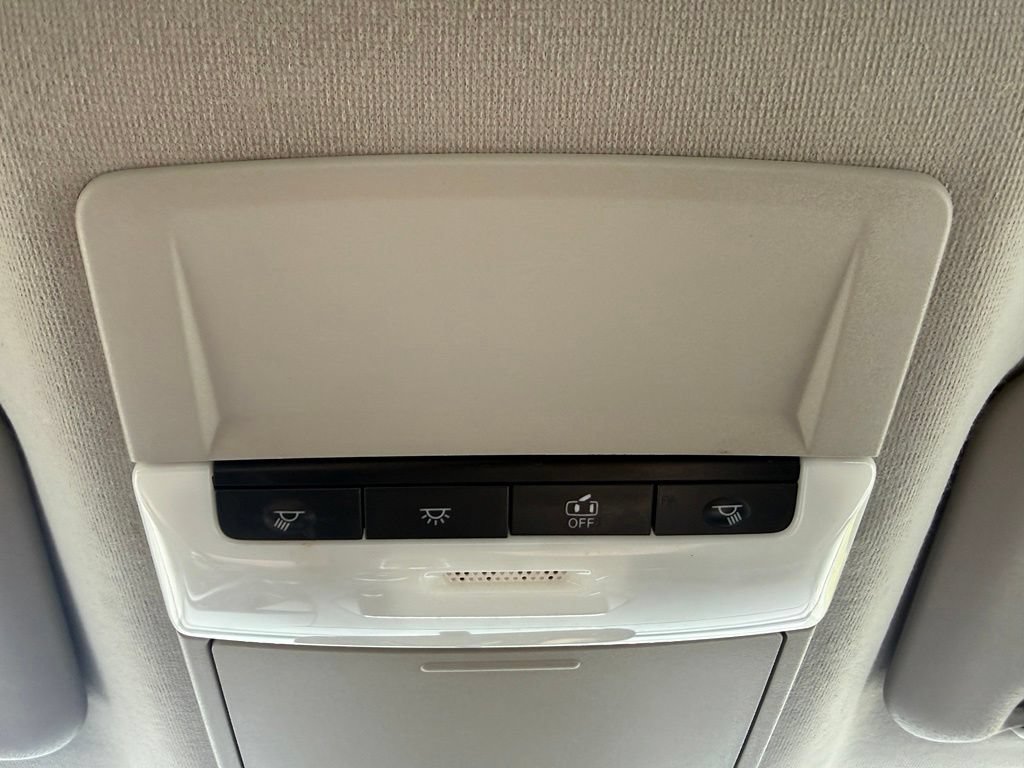 Used 2021 Nissan Sentra SR FWD image 32