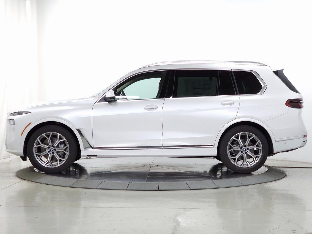 New 2026 BMW X7 xDrive40i w/ Premium Package image 5