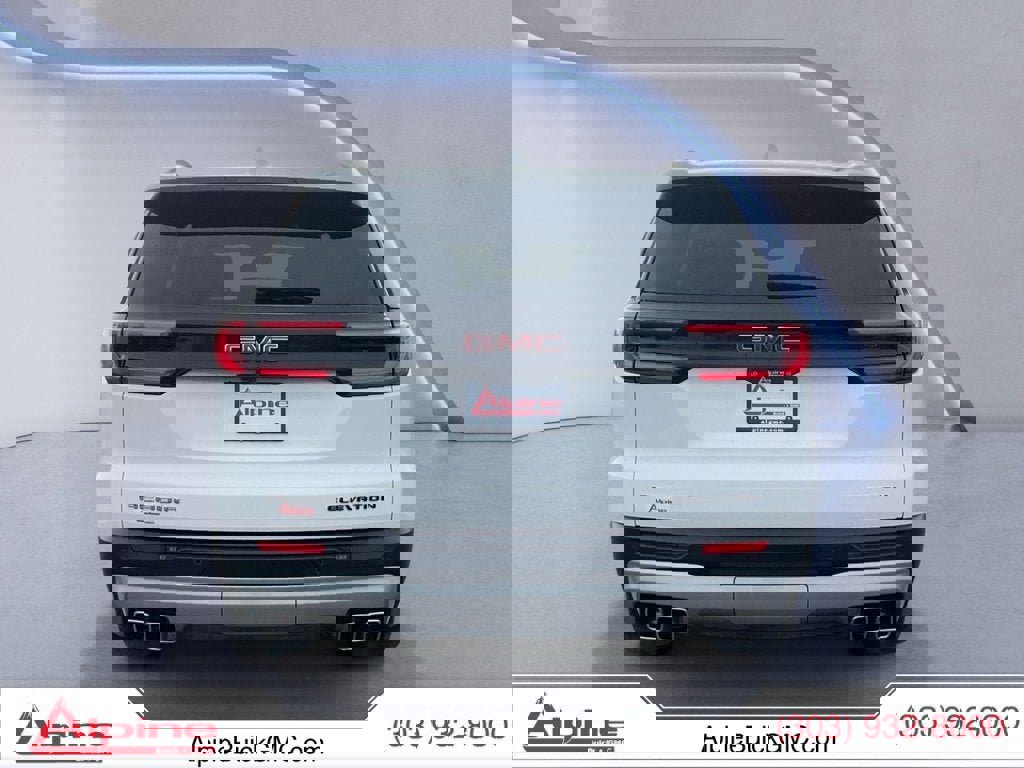 Used 2024 GMC Acadia Elevation image 4