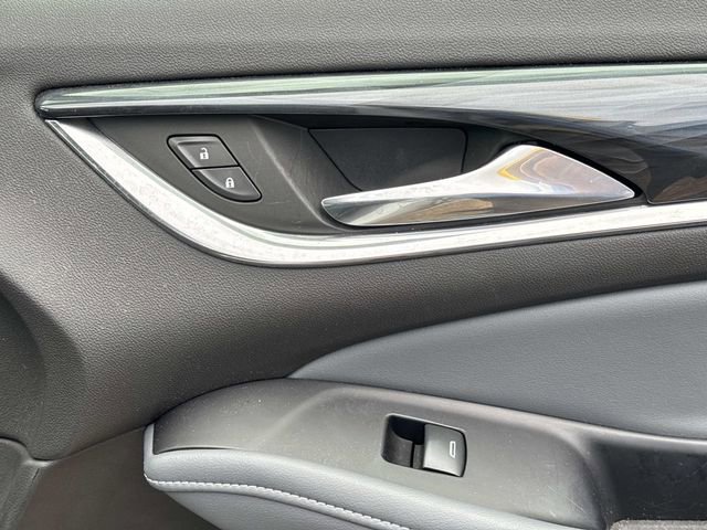 Used 2020 Buick Enclave Essence w/ Sound and Sites Package image 18