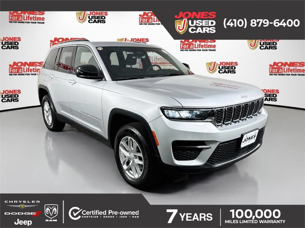 Used 2025 Jeep Grand Cherokee Laredo X AWD/4WD image 1