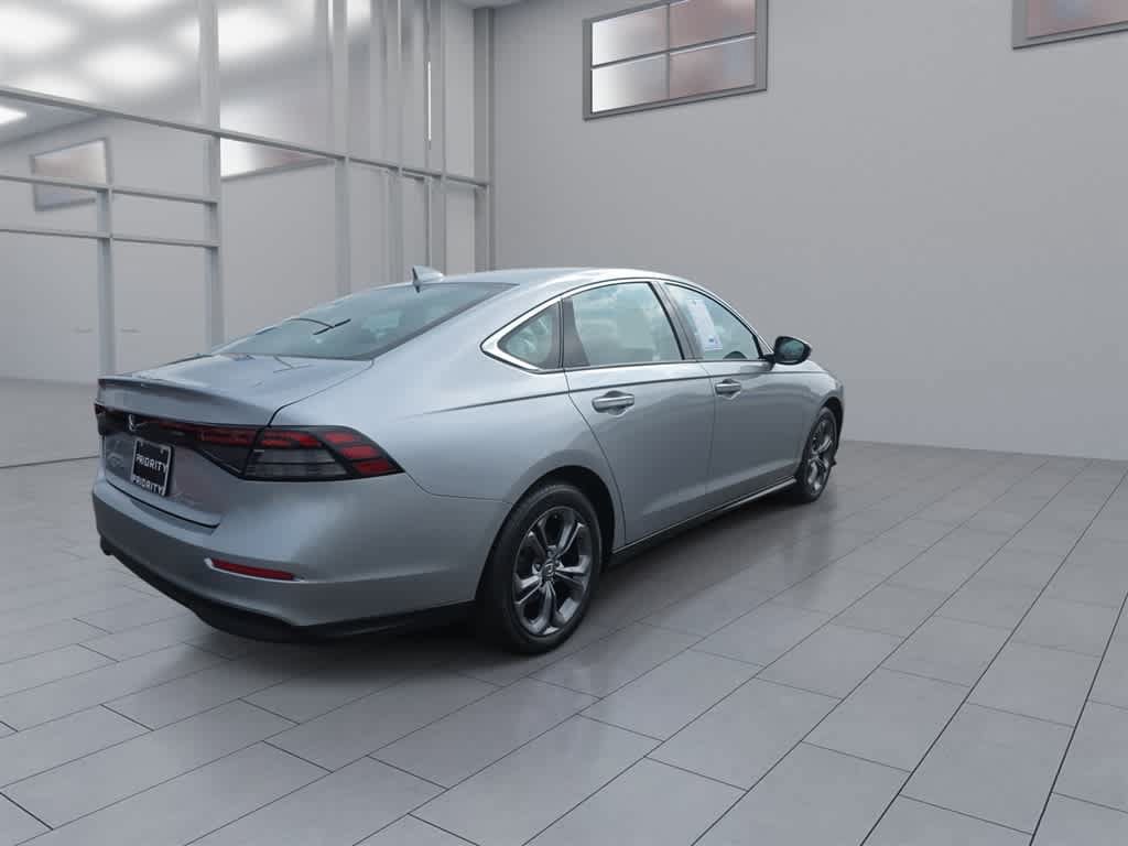 Certified 2023 Honda Accord EX image 9