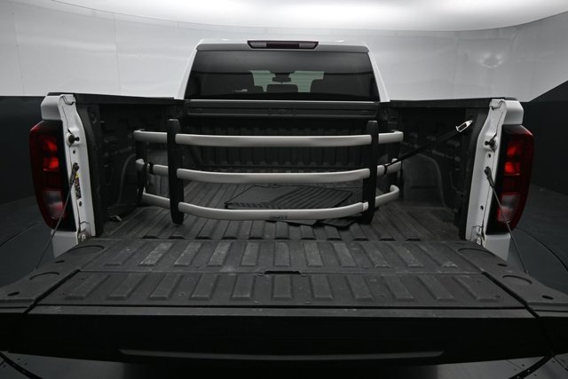 Used 2022 GMC Sierra 1500 SLE AWD/4WD image 9