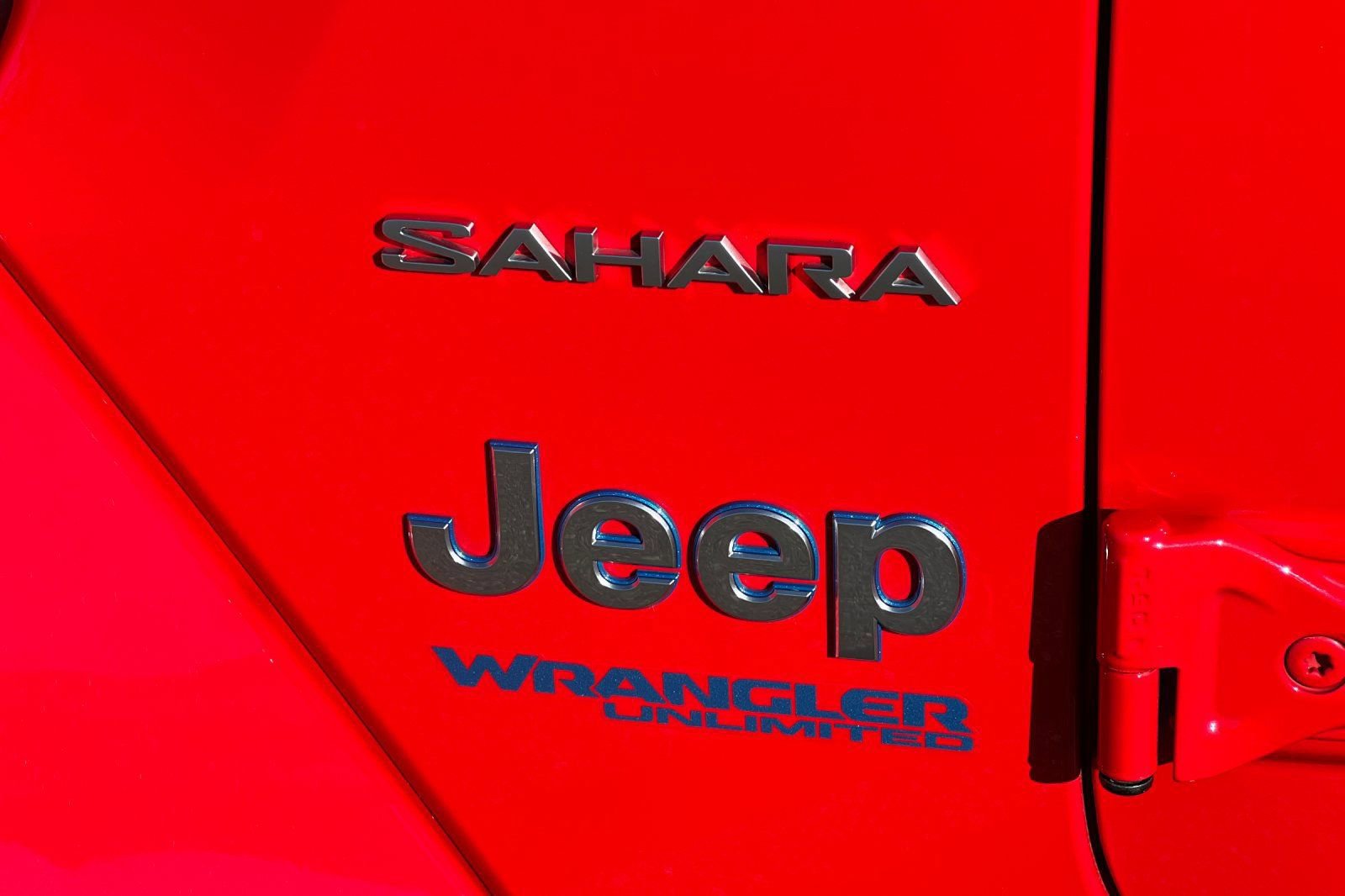 Used 2022 Jeep Wrangler Unlimited Sahara AWD/4WD image 12