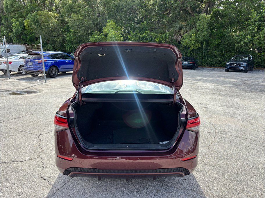 Used 2024 Nissan Sentra SV FWD image 39