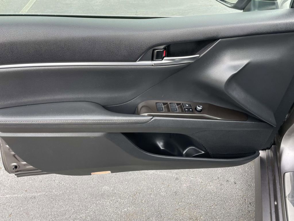 Used 2024 Toyota Camry XLE w/ Cold Weather Package image 26