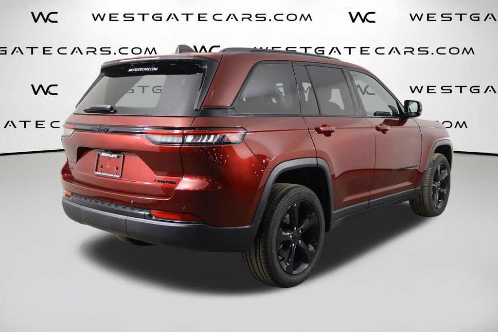 Used 2023 Jeep Grand Cherokee Limited w/ Black Appearance Package image 46
