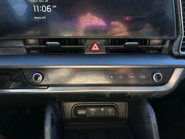 Used 2023 Kia Sportage EX image 37