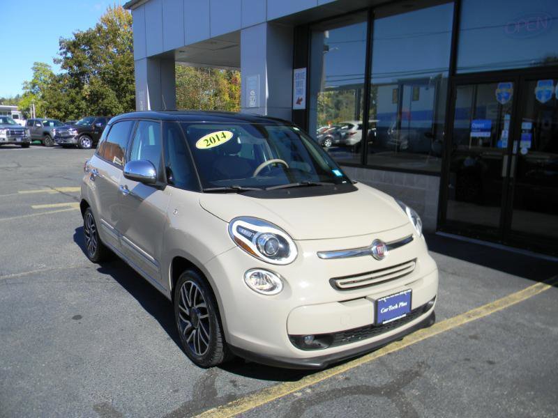 Used 2014 FIAT 500L Lounge image 2