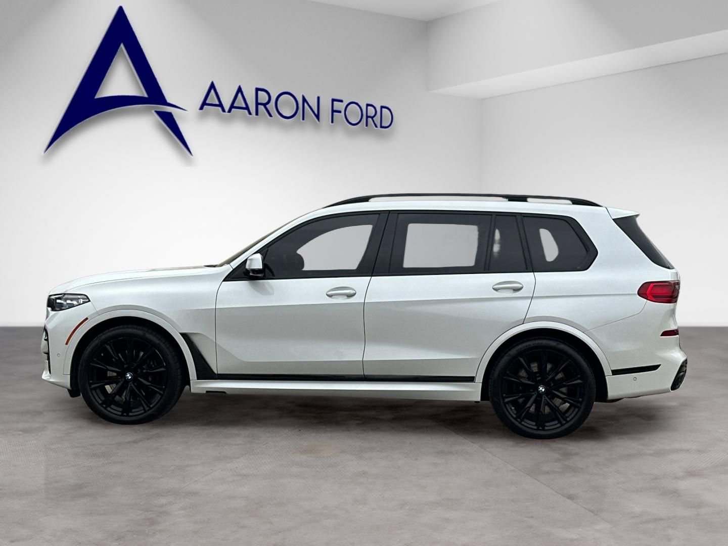 Used 2021 BMW X7 M50i AWD/4WD image 3