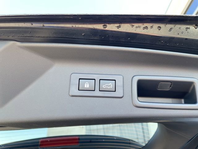 Used 2025 Subaru Forester Sport image 31