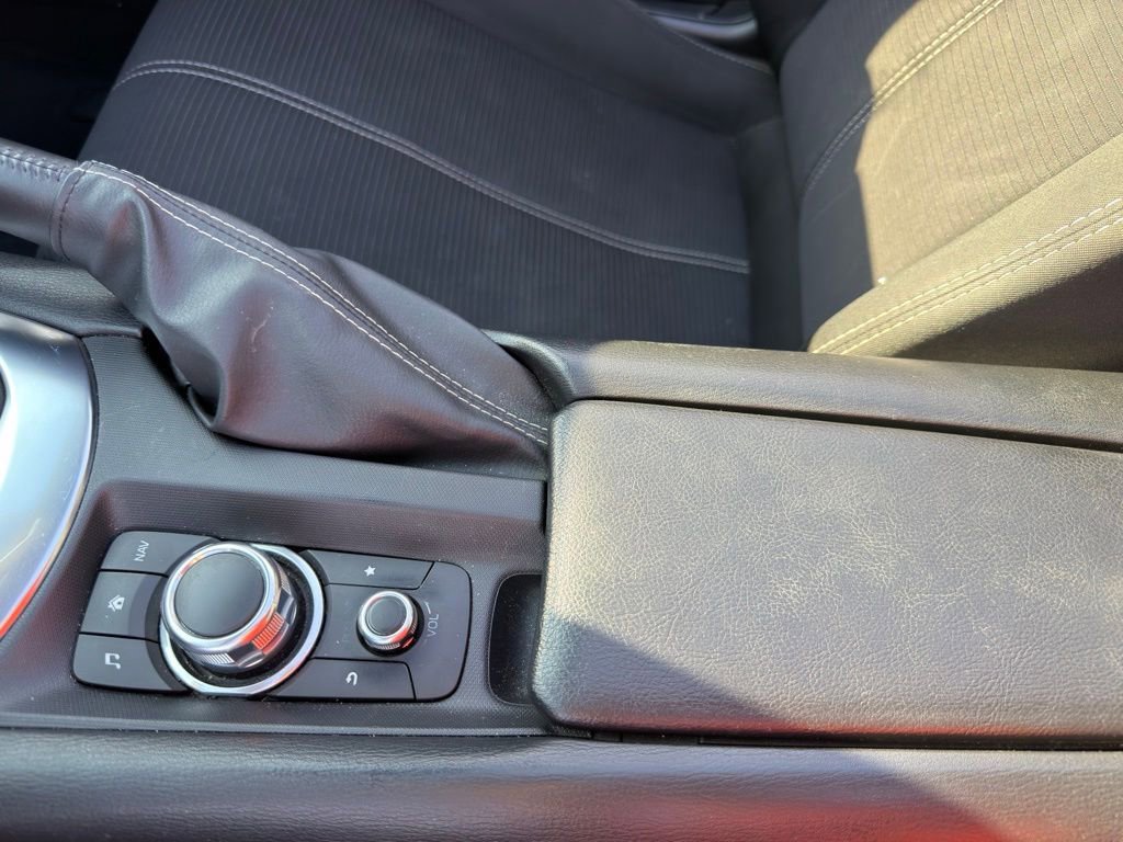 Used 2017 FIAT 124 Spider Classica RWD image 18