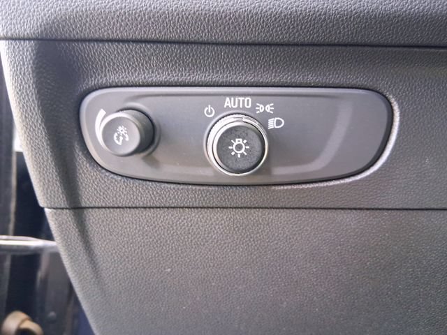 Used 2021 Buick Envision Preferred FWD image 14