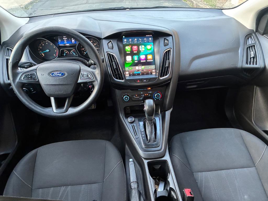 Used 2017 Ford Focus SE FWD image 12