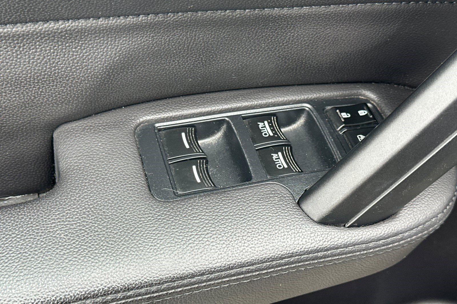 Used 2012 Acura TL FWD image 13