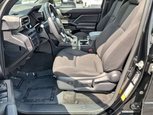 Certified 2025 Toyota 4Runner SR5 AWD/4WD image 9