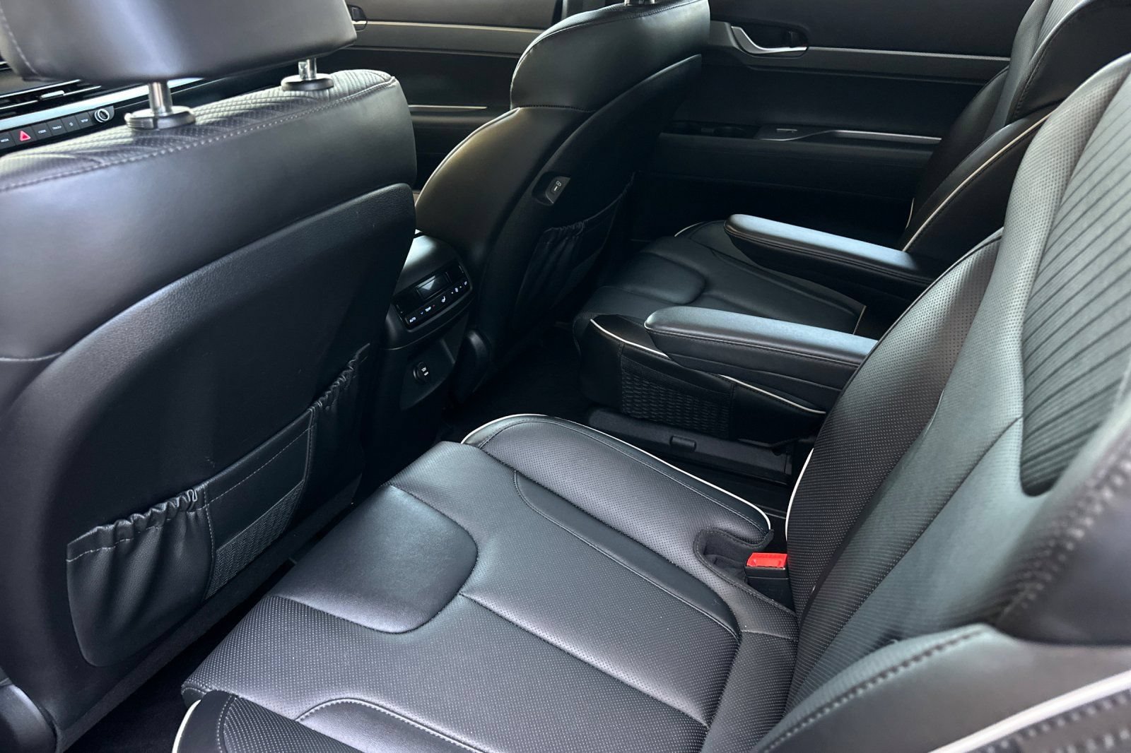 Used 2024 Hyundai Palisade SEL FWD image 14