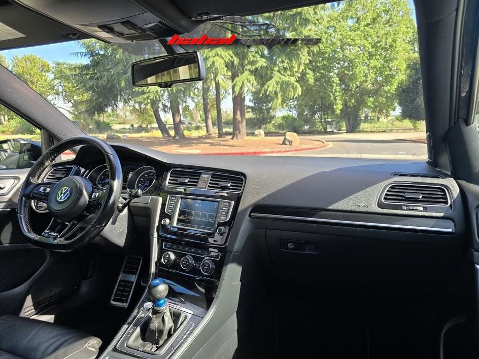 Used 2016 Volkswagen Golf 4-Door image 19