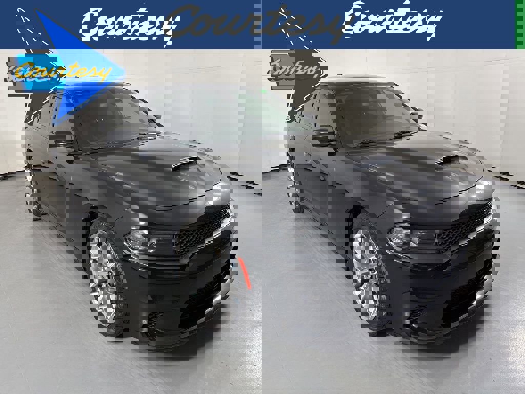 Used 2023 Dodge Charger GT image 1