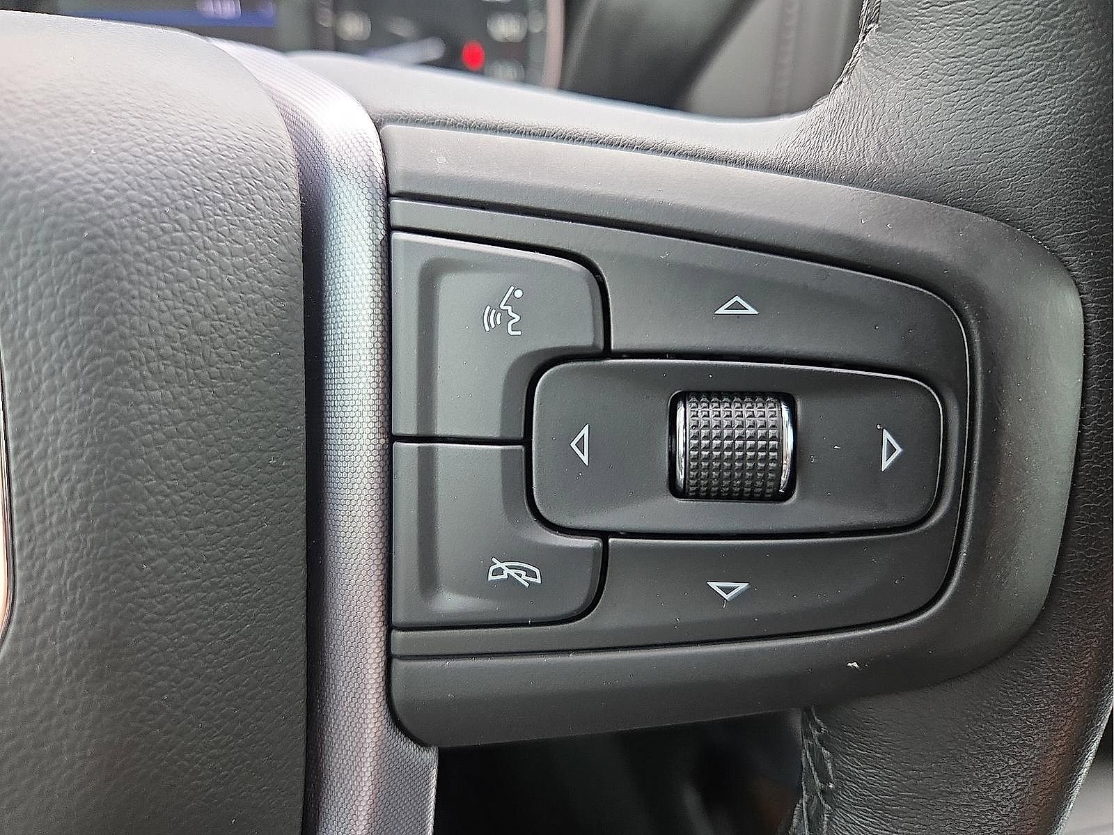 Used 2020 GMC Sierra 1500 Elevation w/ Elevation Value Package image 18