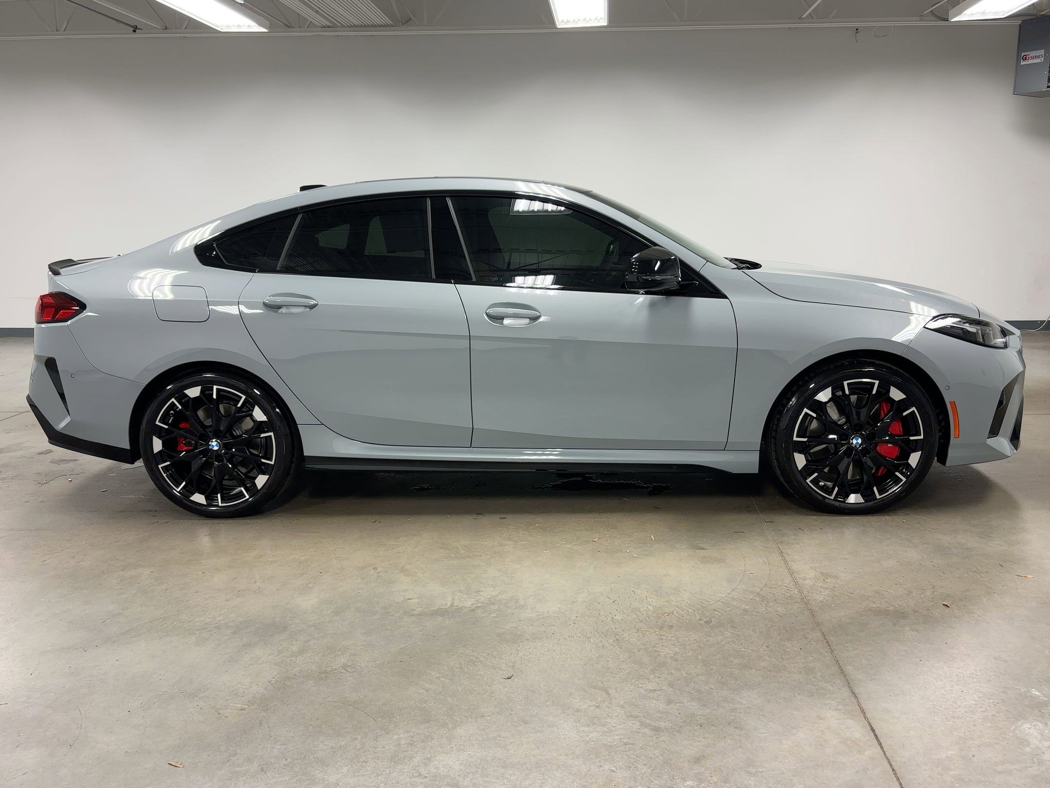 Used 2025 BMW M235i xDrive w/ Premium Package image 7