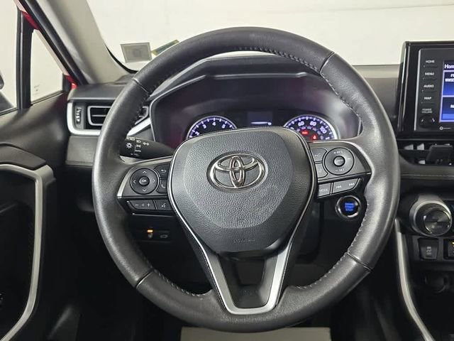 Used 2022 Toyota RAV4 XLE w/ Convenience Package image 31