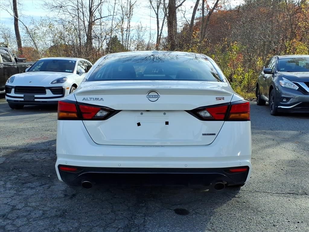 Used 2024 Nissan Altima 2.0 SR image 6