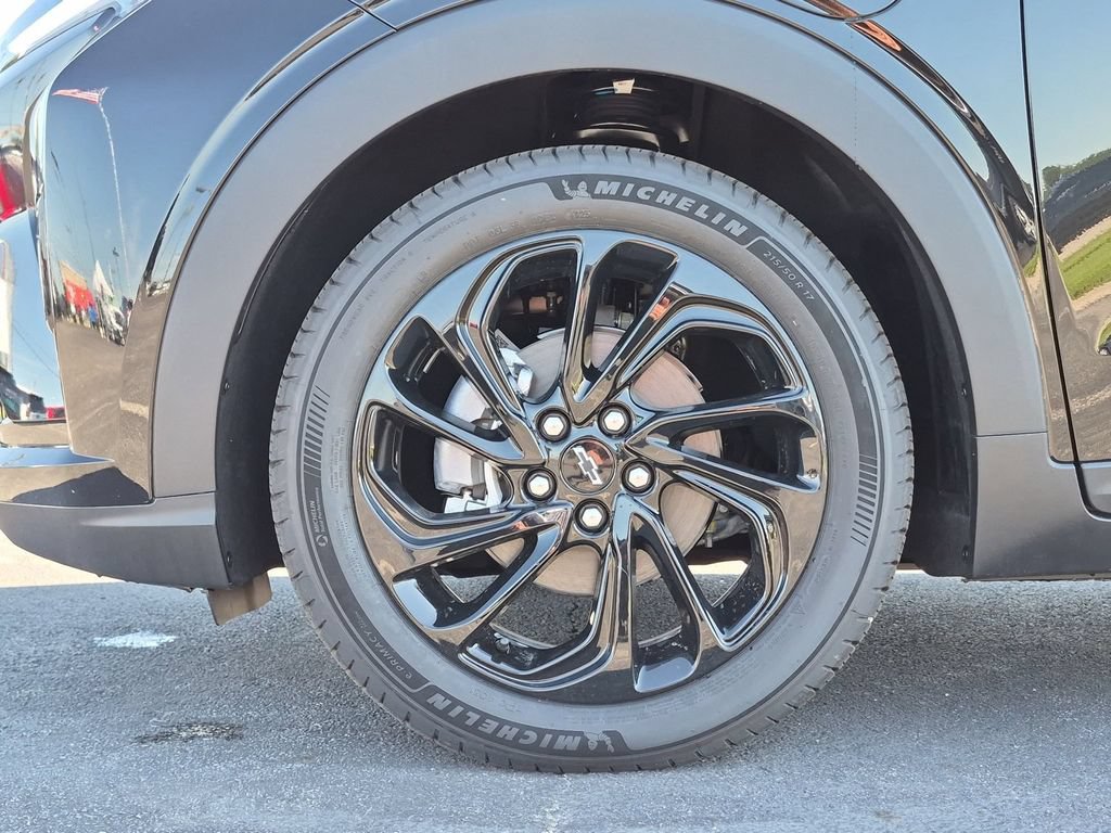 New 2027 Chevrolet Bolt RS w/ Technology Package FWD image 31