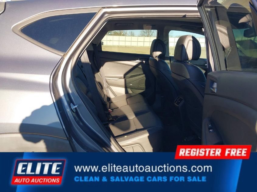 Used 2018 Hyundai Tucson Limited w/ Ultimate Package 02 image 16