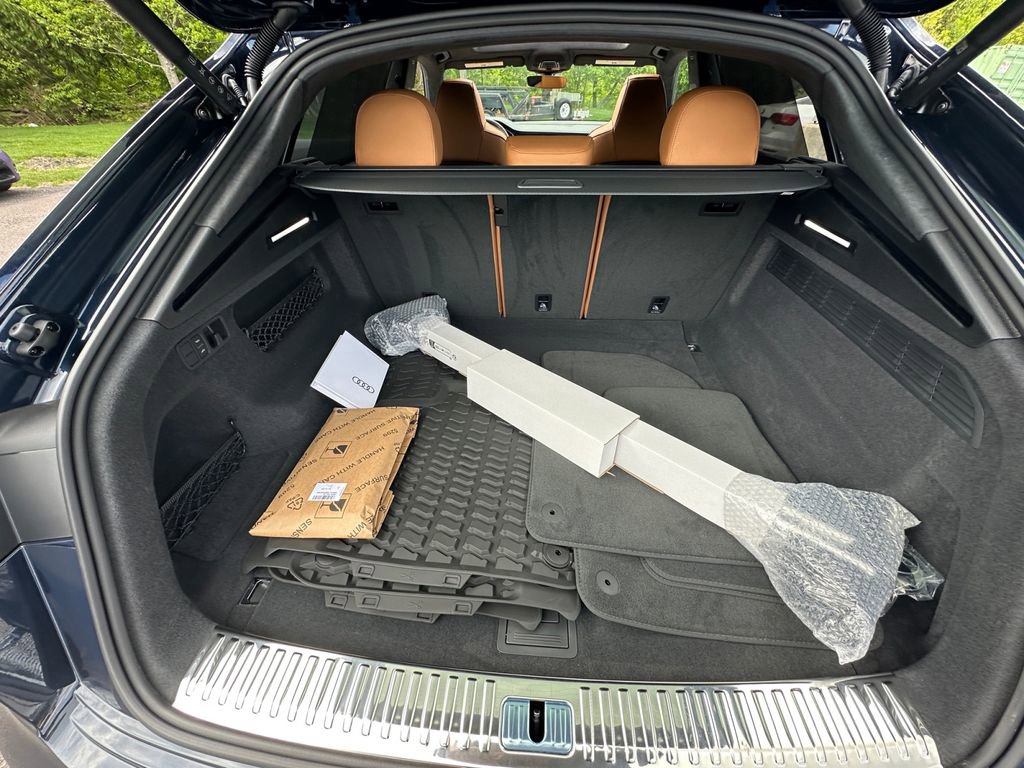 New 2026 Audi RS Q8 performance AWD/4WD image 27