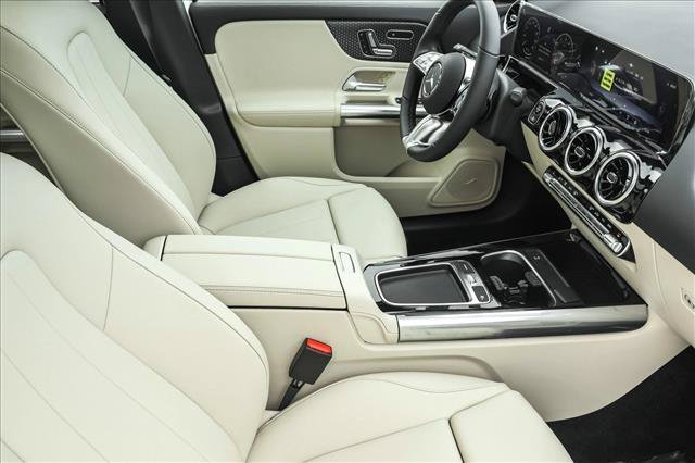 New 2026 Mercedes-Benz GLA 250 4MATIC image 27