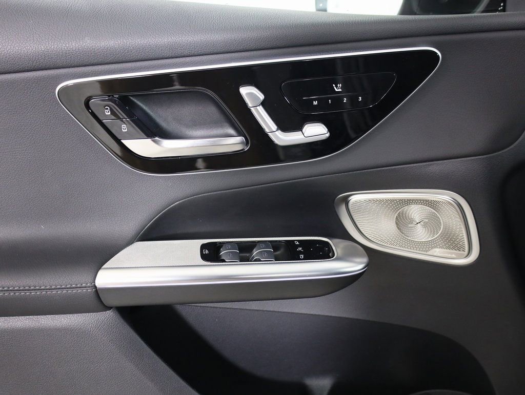 Certified 2026 Mercedes-Benz GLC 300 GLC 300 image 8