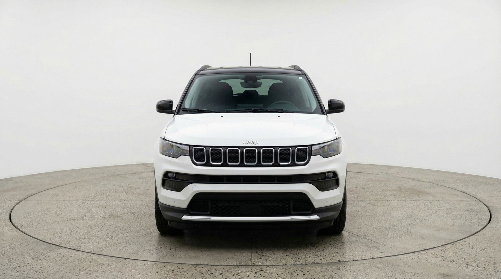 Used 2025 Jeep Compass Limited image 2