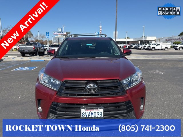 Used 2017 Toyota Highlander SE image 4