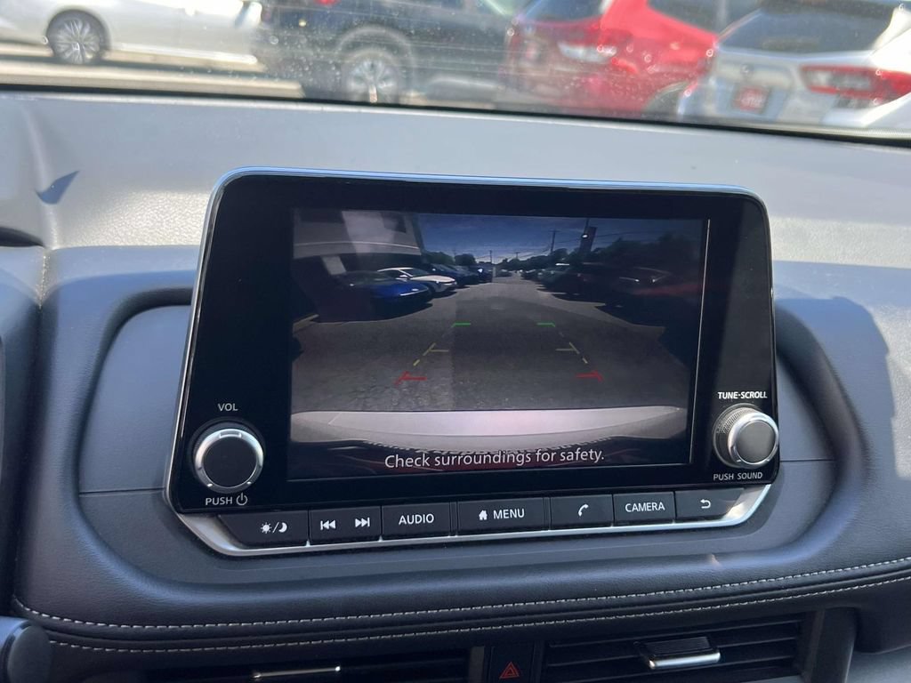 Used 2024 Nissan Rogue SV AWD/4WD image 28