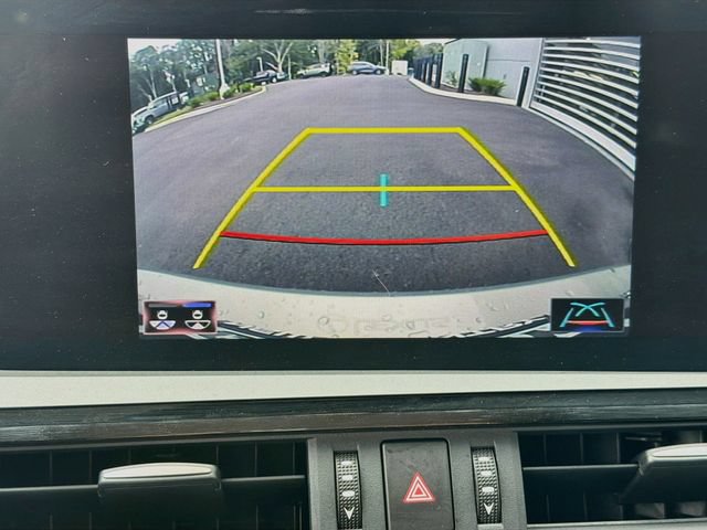 Used 2022 Lexus ES 300h w/ Accessory Package 2 FWD image 15