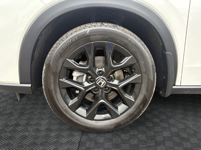Certified 2025 Honda HR-V Sport image 14