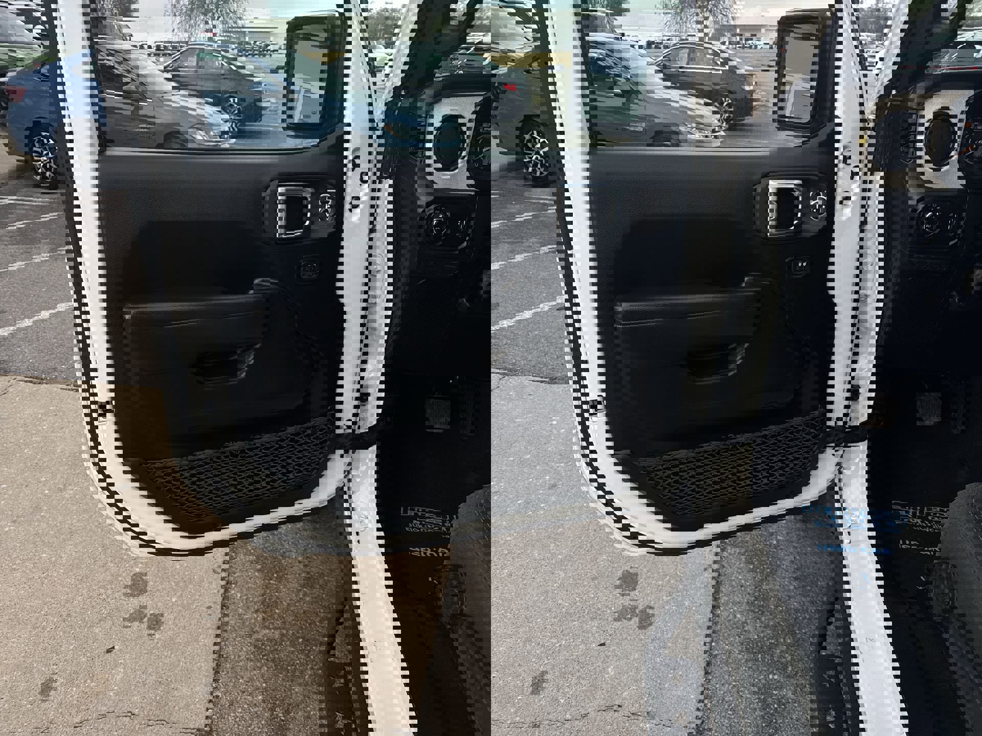 Used 2024 Jeep Wrangler Unlimited Sport image 23